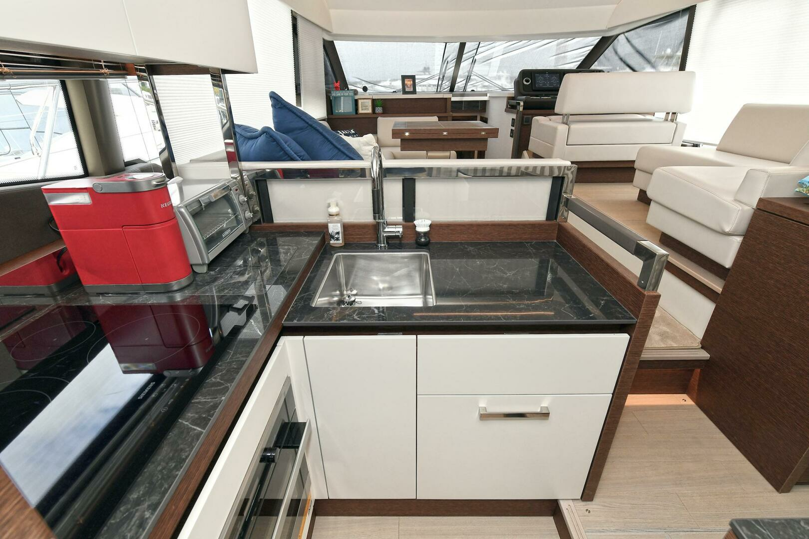 Prestige 520 Fly-2022 -Staten Island-New York-United States 3771836