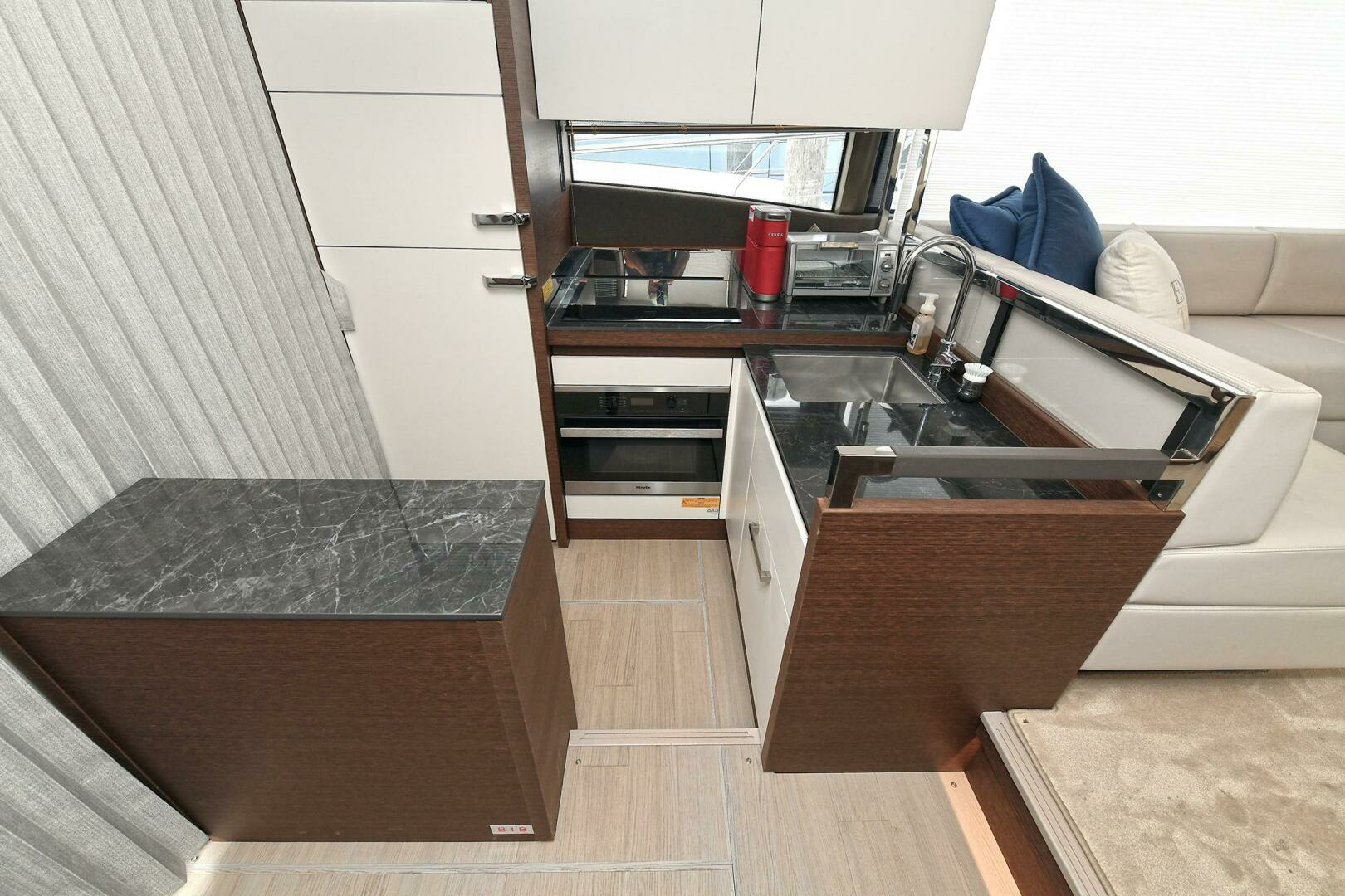 Prestige 520 Fly-2022 -Staten Island-New York-United States 3771835