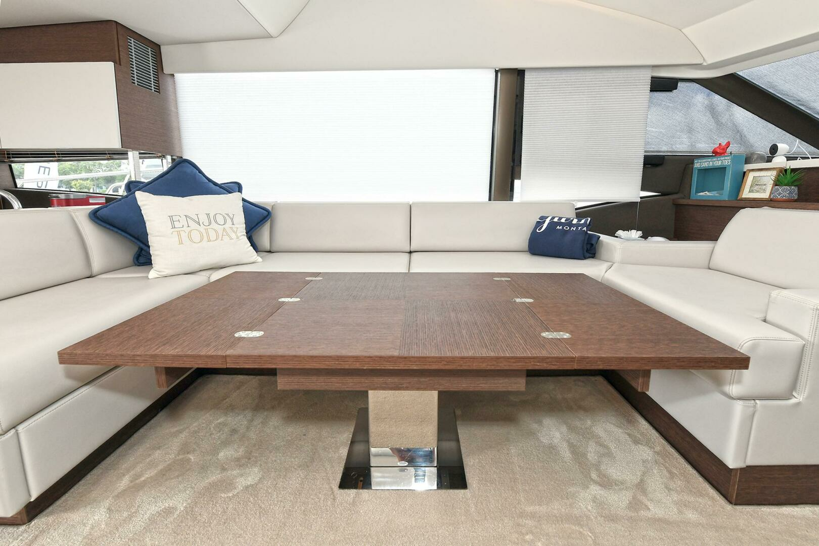 Prestige 520 Fly-2022 -Staten Island-New York-United States 3771843