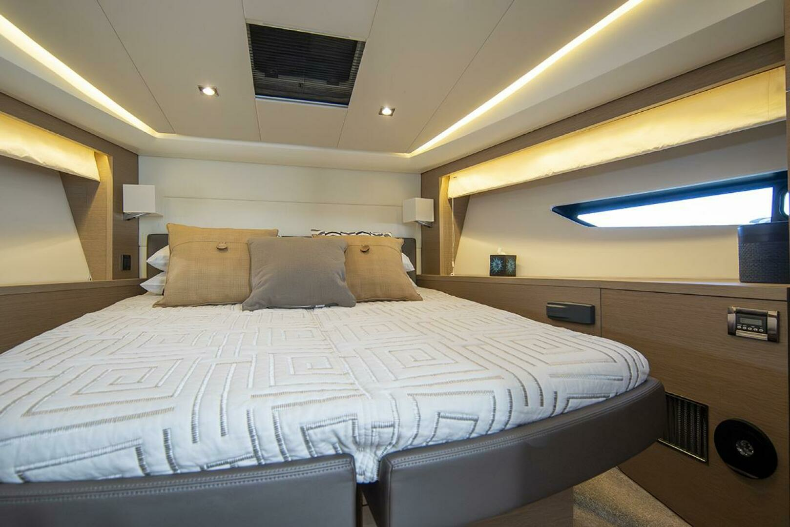 Prestige 500 Fly-2020 -Port Washington-New York-United States 3873172