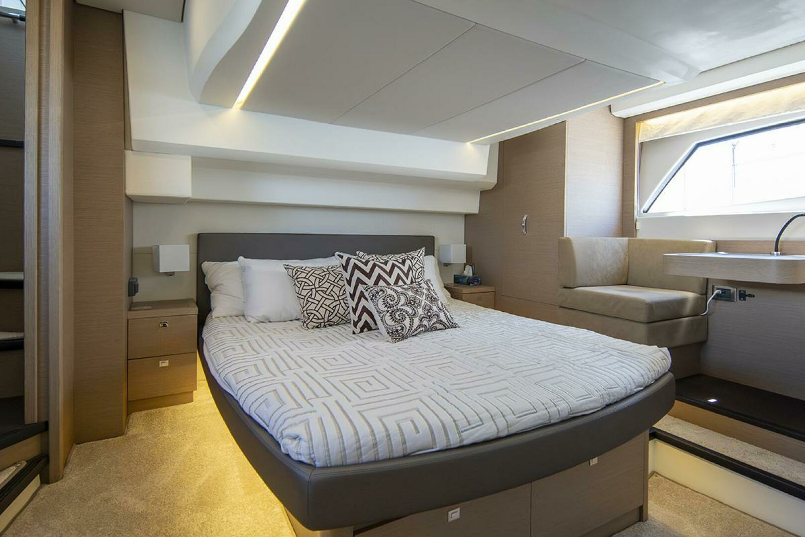 Prestige 500 Fly-2020 -Port Washington-New York-United States 3873166