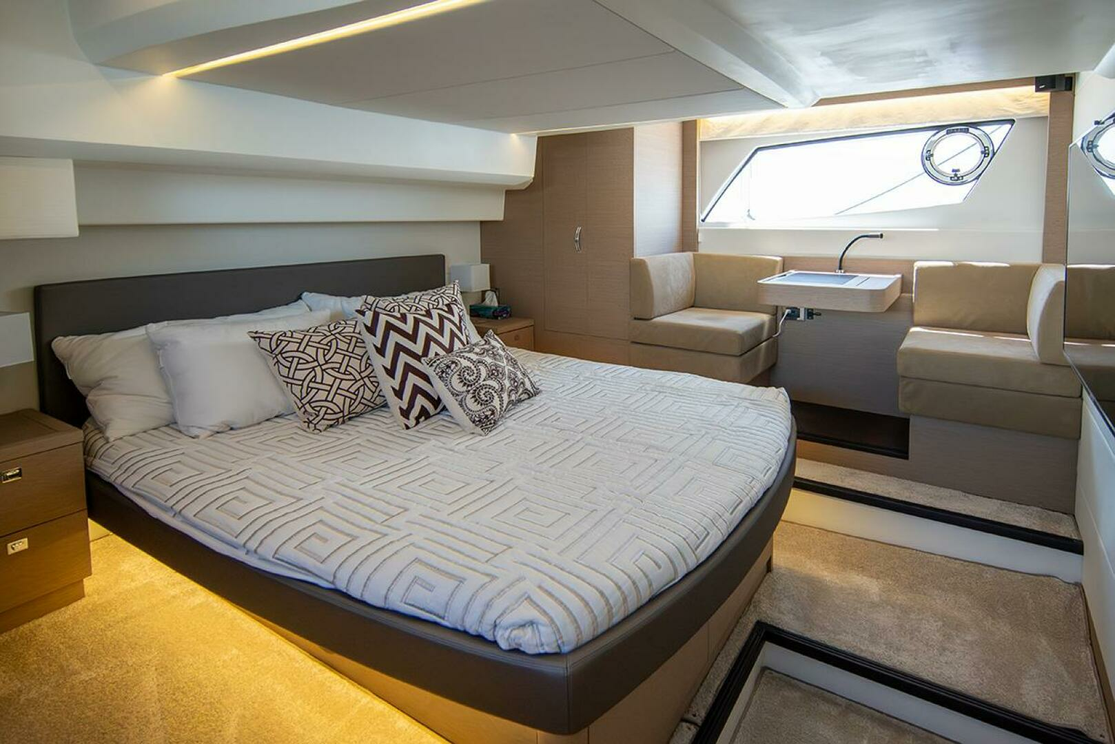 Prestige 500 Fly-2020 -Port Washington-New York-United States 3873165