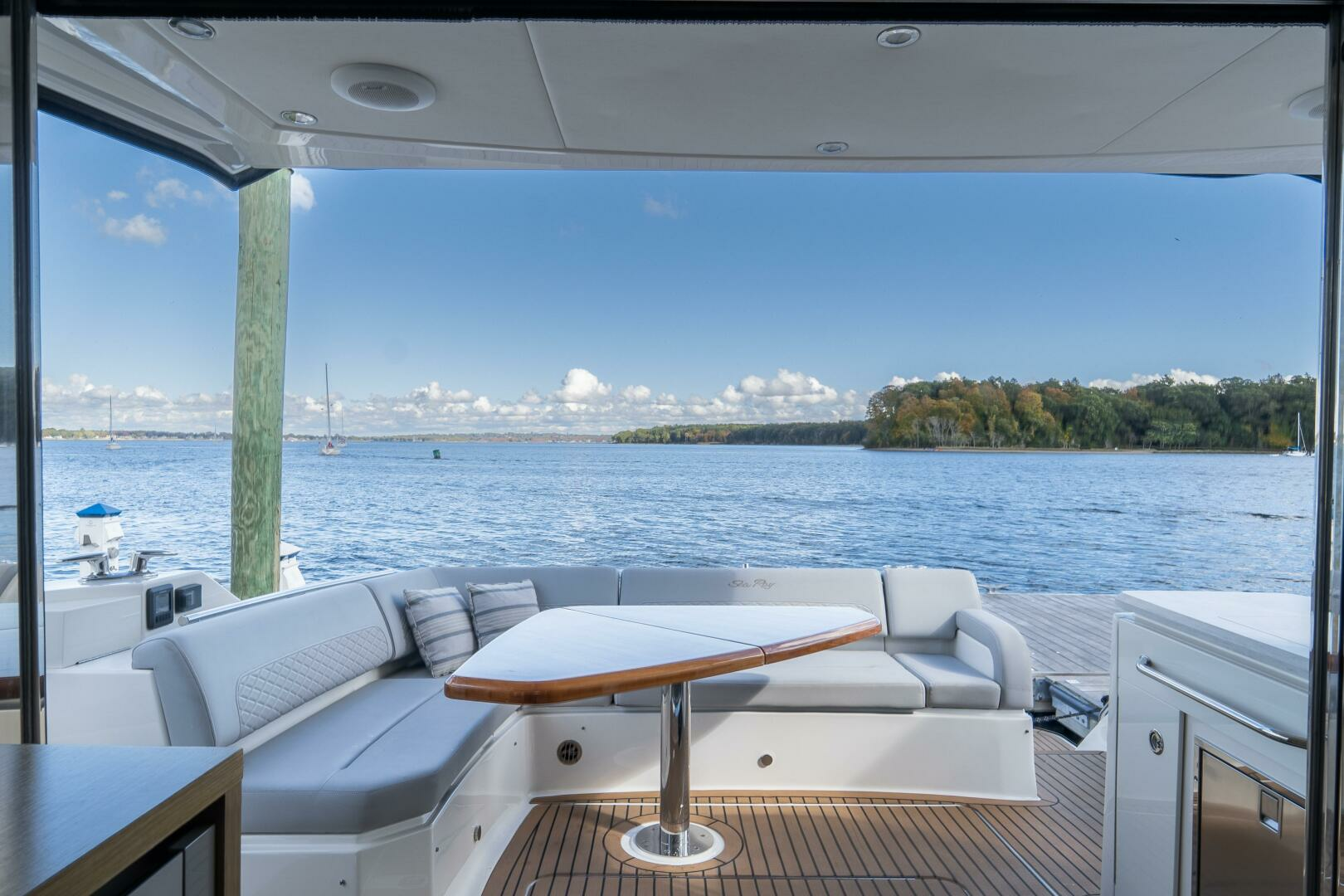 Sea Ray L550-2018-HVA-SEA East Greenwich-Rhode Island-United States 3962636