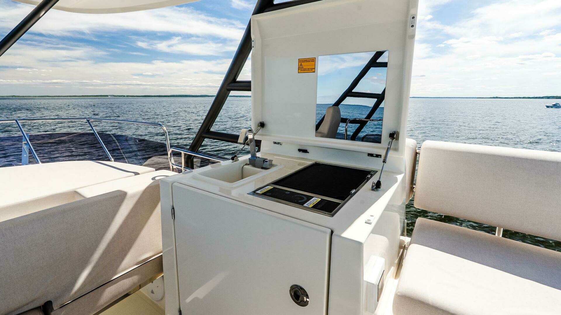 Prestige F4.9-2025 -Staten Island-New York-United States 5398105