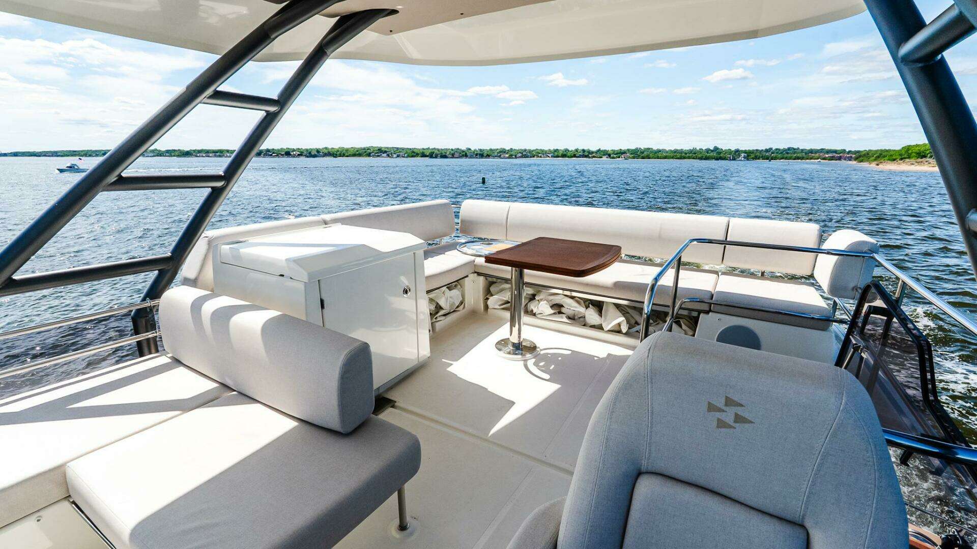 Prestige F4.9-2025 -Staten Island-New York-United States 5398102