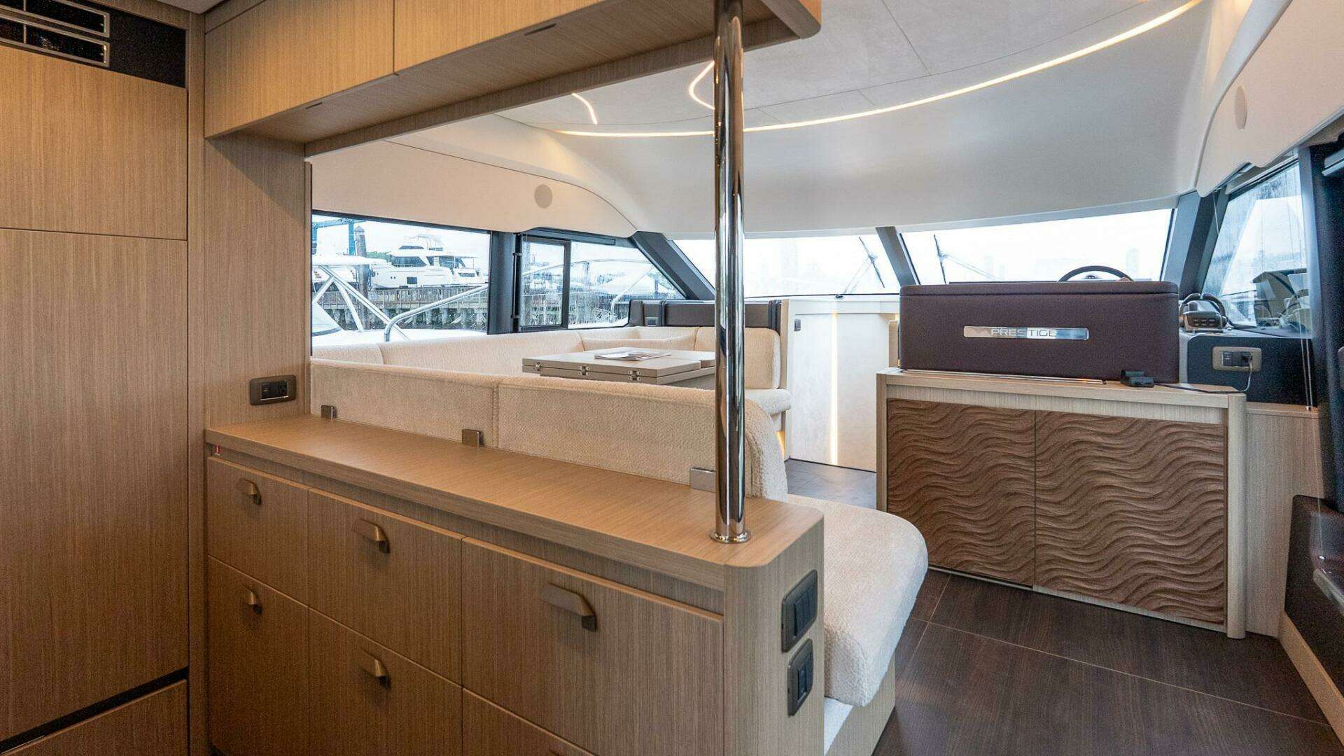 Prestige F4.9-2025 -Staten Island-New York-United States 5398122