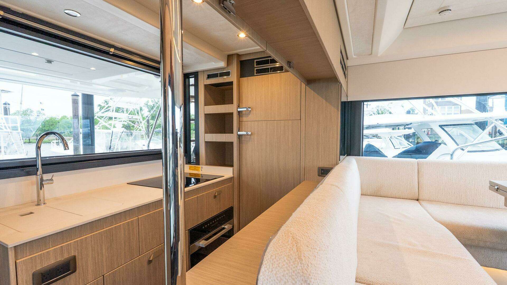 Prestige F4.9-2025 -Staten Island-New York-United States 5398124