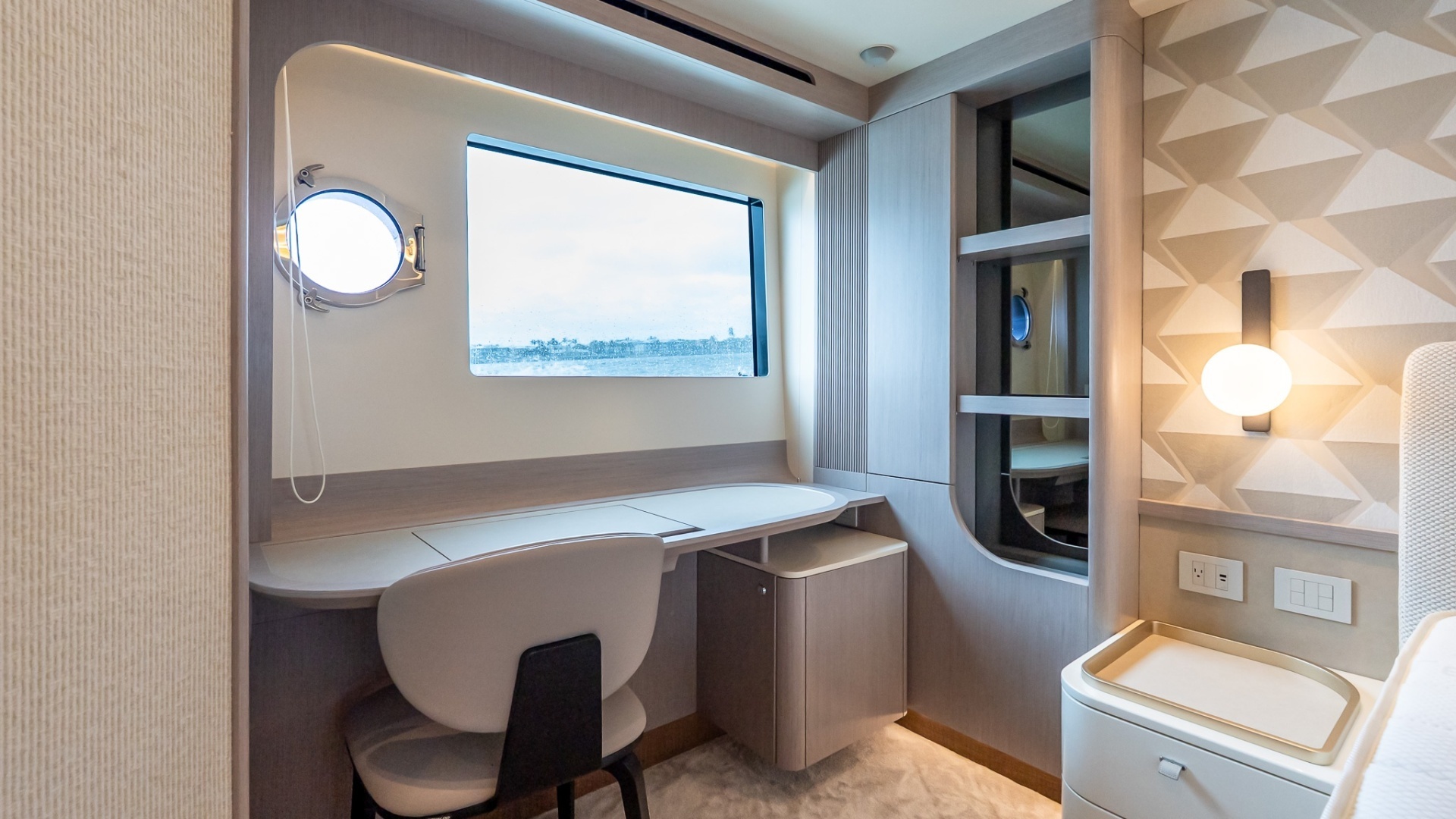 Absolute Navetta 70-2027-IN STOCK Staten Island-New York-United States 6006453