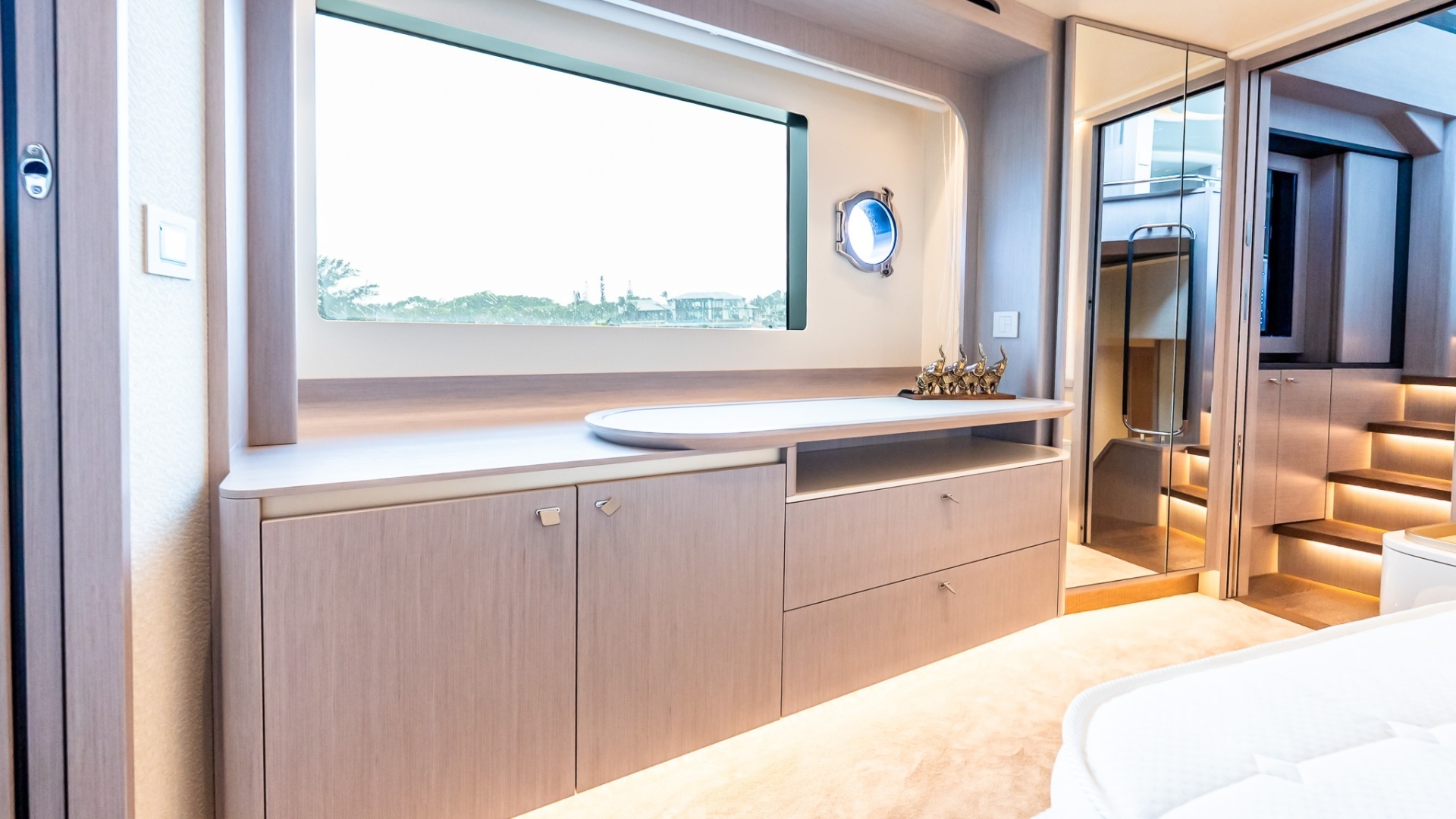 Absolute Navetta 70-2027-IN STOCK Staten Island-New York-United States 6006440
