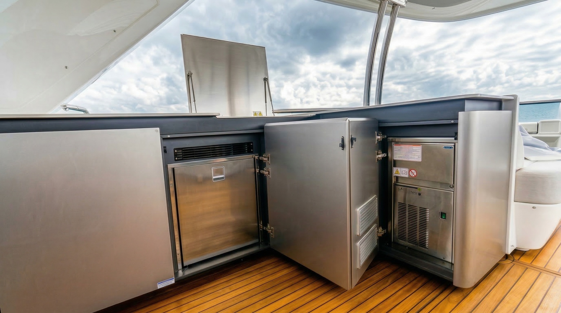 Absolute Navetta 70-2027-IN STOCK Staten Island-New York-United States 6006506