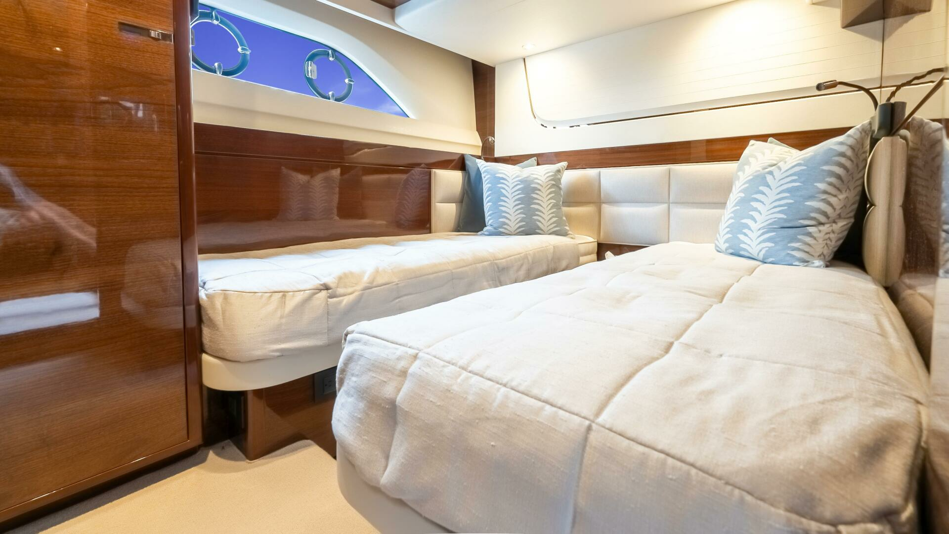 Princess F70-2020 -Staten Island-New York-United States 4448807