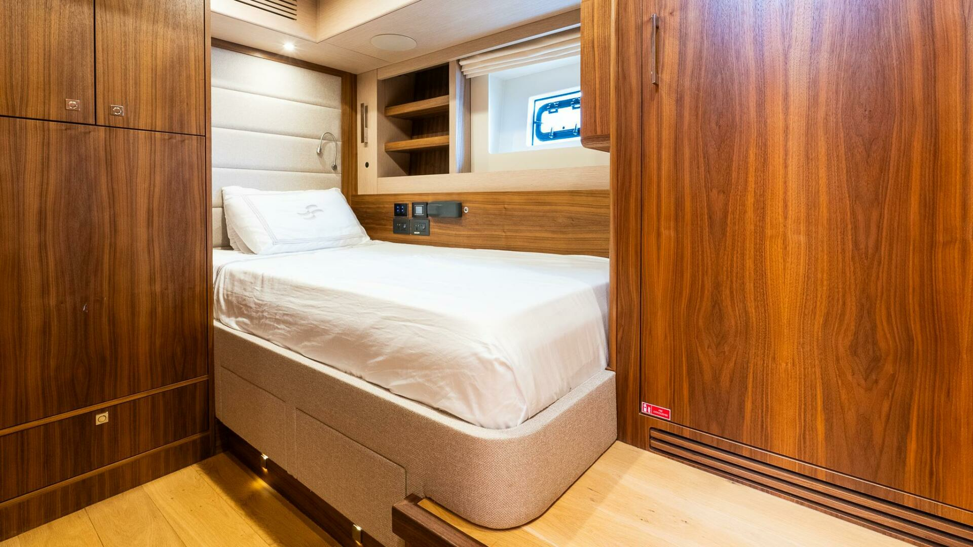 Sirena 58 Fly-2023 -Staten Island-New York-United States 4501513