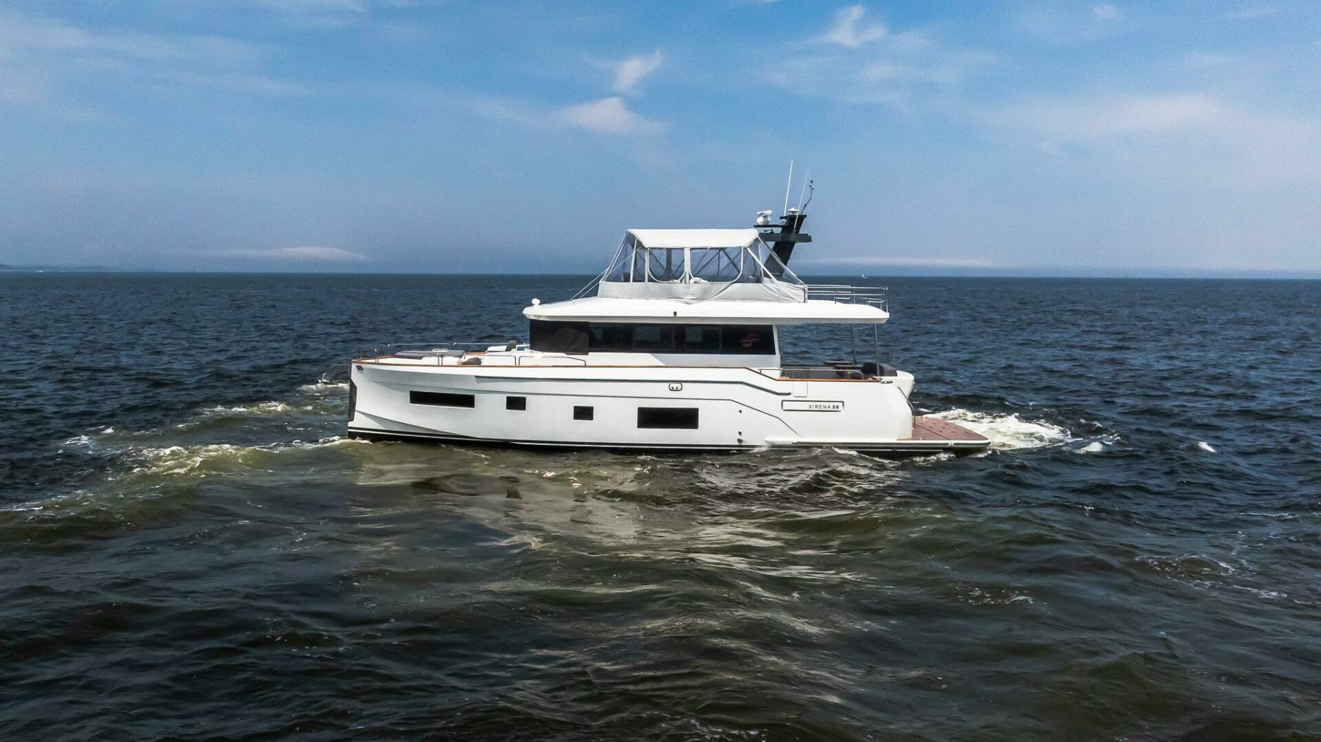 Sirena 58 Fly-2023 -Staten Island-New York-United States 4501518