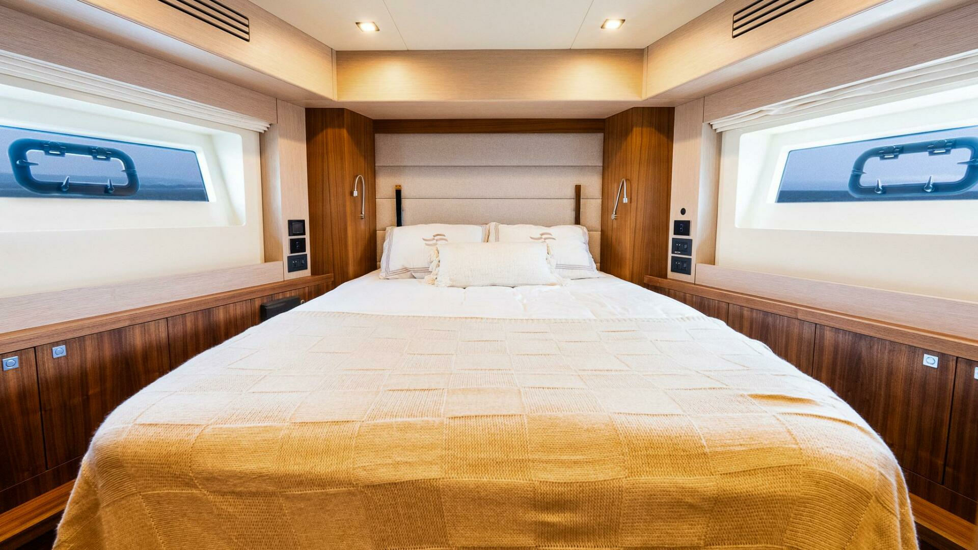 Sirena 58 Fly-2023 -Staten Island-New York-United States 4501498