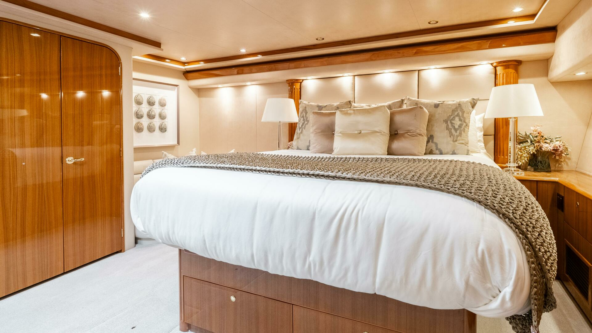 Viking 74 Enclosed Bridge-2005-Blue Eyes Montauk-New York-United States 4537710