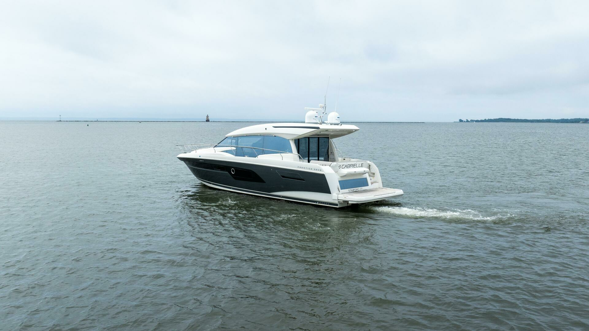 Prestige 520S-2021 -Staten Island-New York-United States 4546427