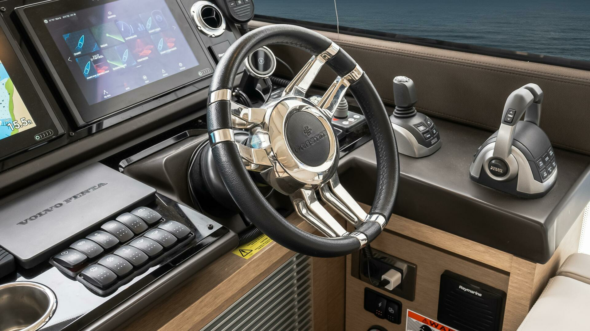 Prestige 520S-2021 -Staten Island-New York-United States 4546472