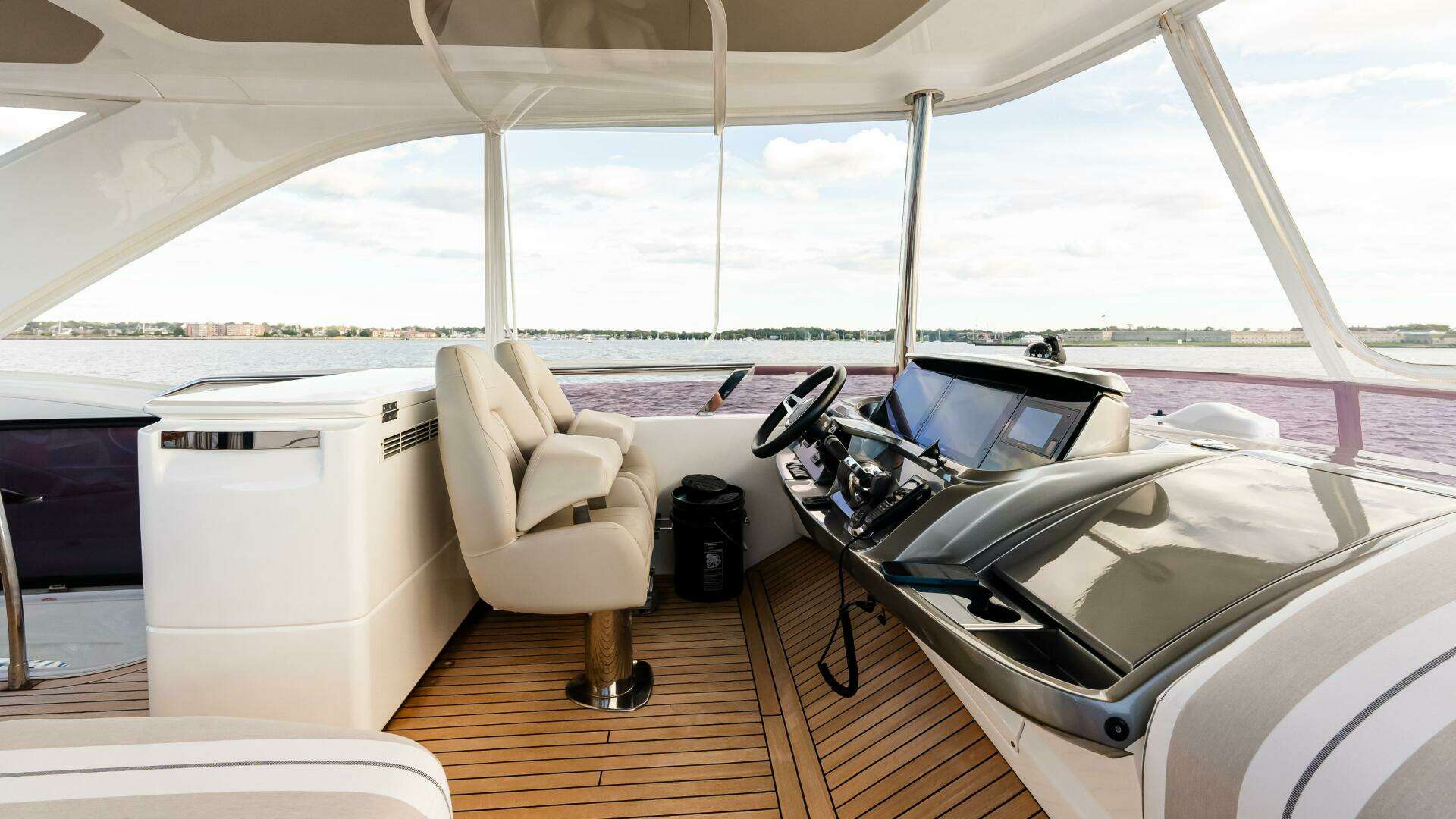 Princess F55-2019-UNO Newport-Rhode Island-United States 4732033