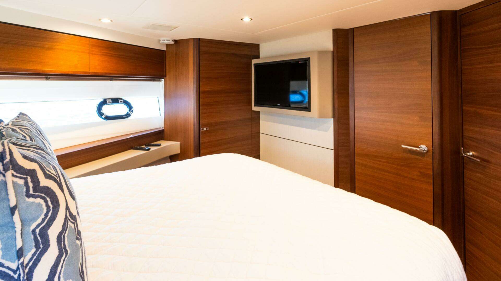 Princess F55-2019-UNO Newport-Rhode Island-United States 4732065