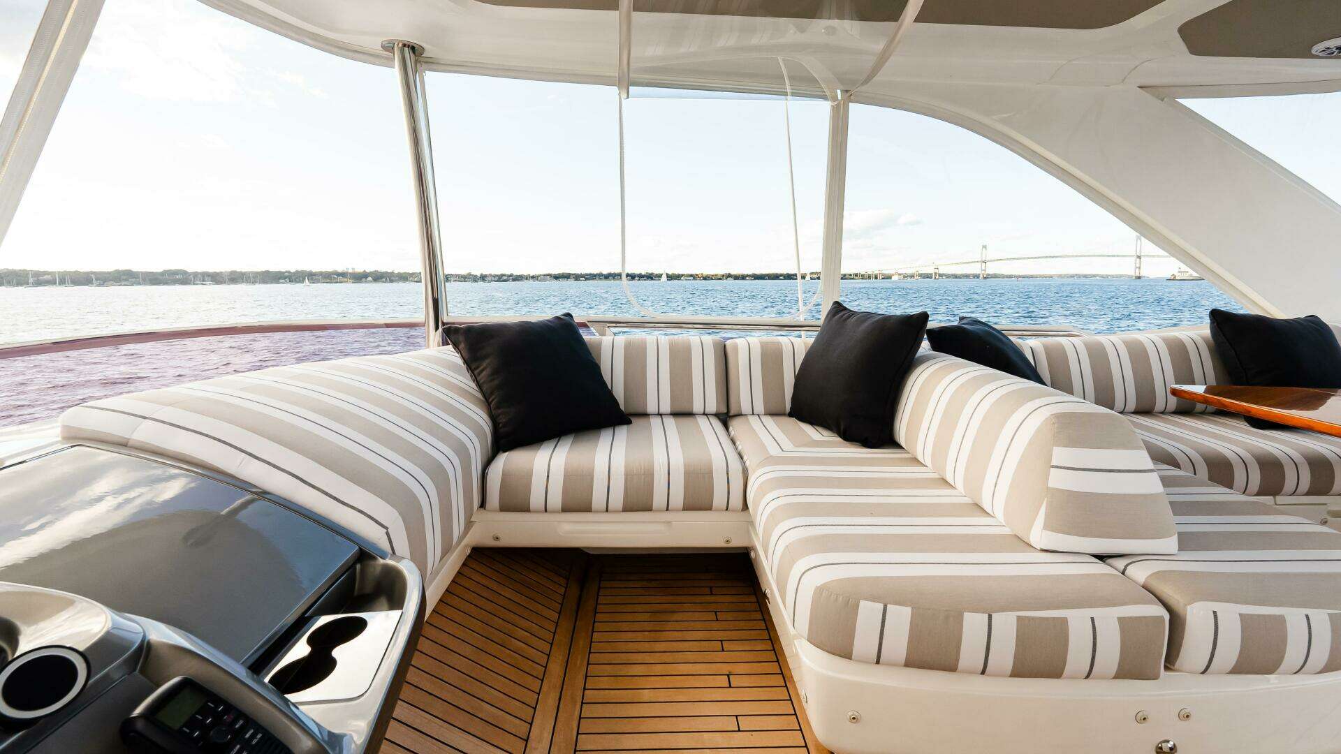 Princess F55-2019-UNO Newport-Rhode Island-United States 4732032