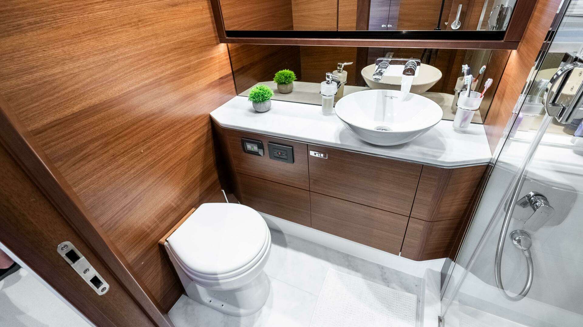 Princess F55-2019-UNO Newport-Rhode Island-United States 4732075