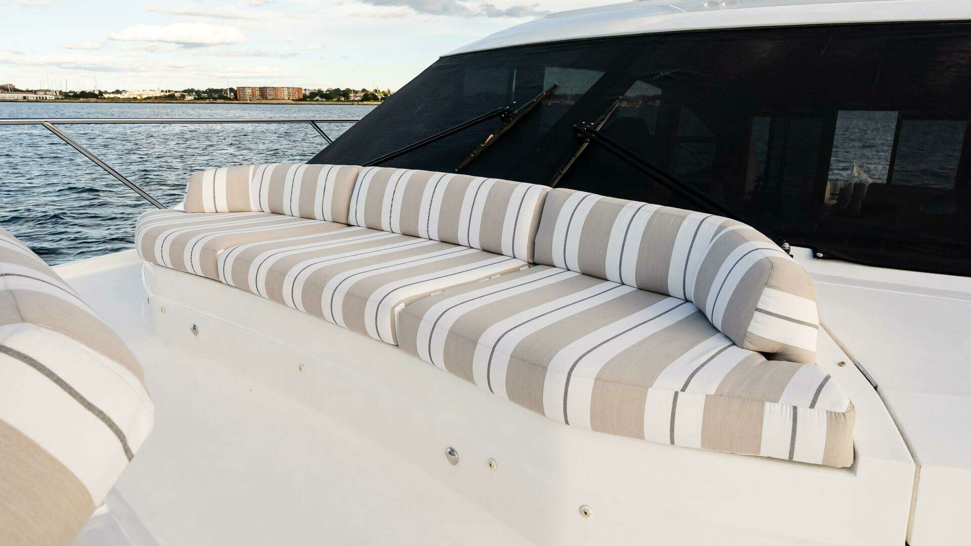 Princess F55-2019-UNO Newport-Rhode Island-United States 4732043