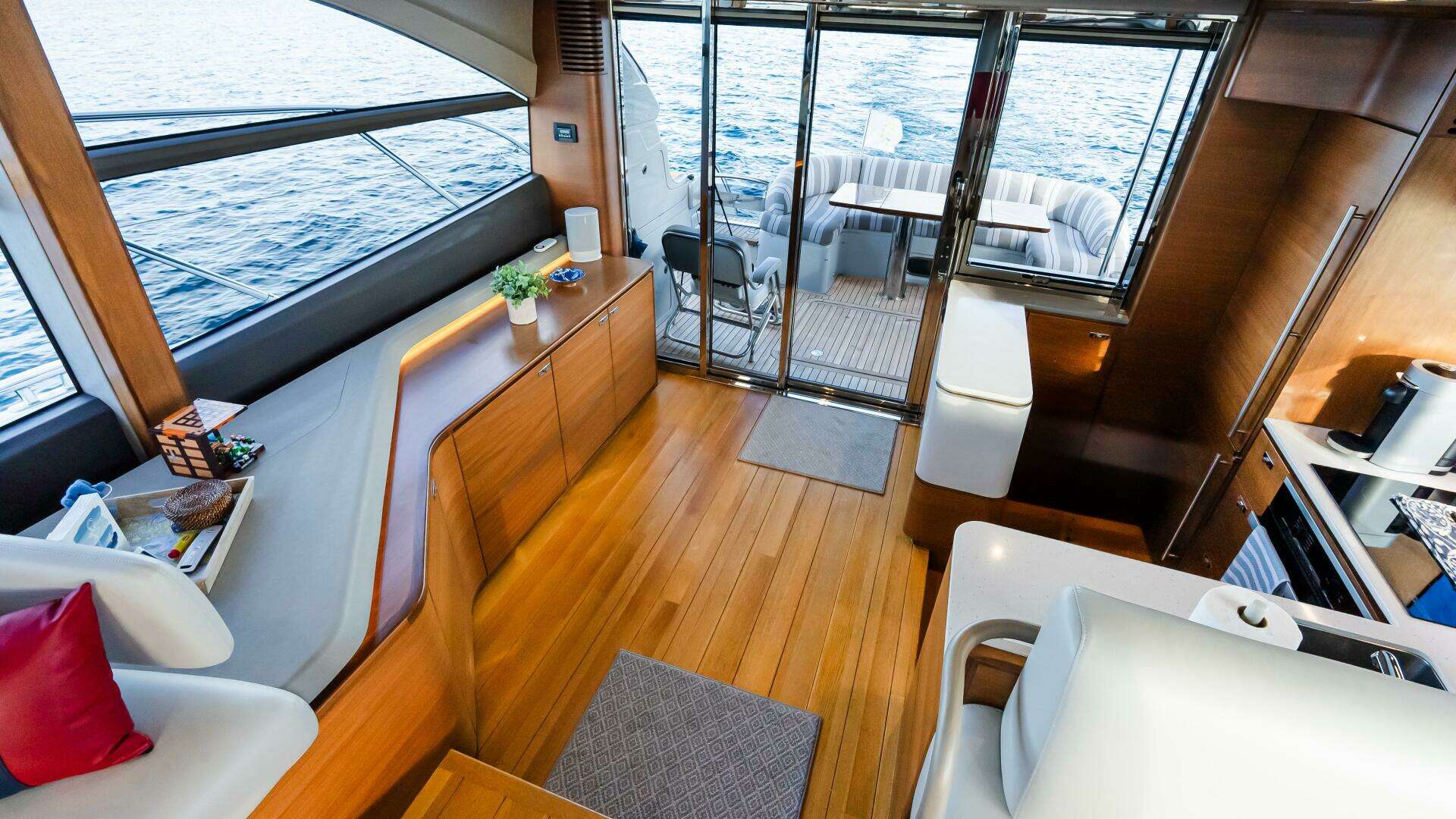 Princess F55-2019-UNO Newport-Rhode Island-United States 4732048