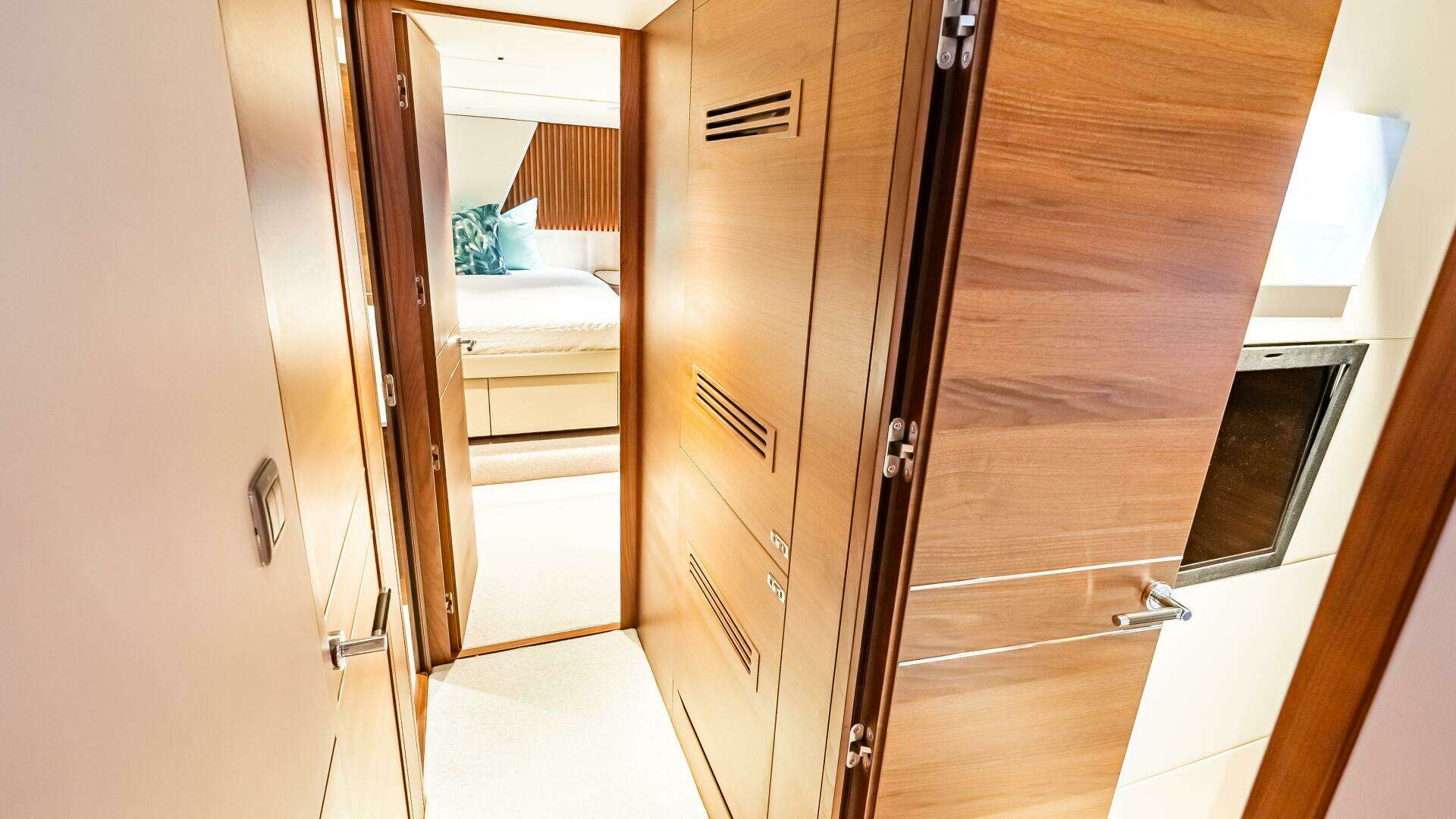 Princess Y72 Motor Yacht-2022 -Port Jefferson-New York-United States 4721076