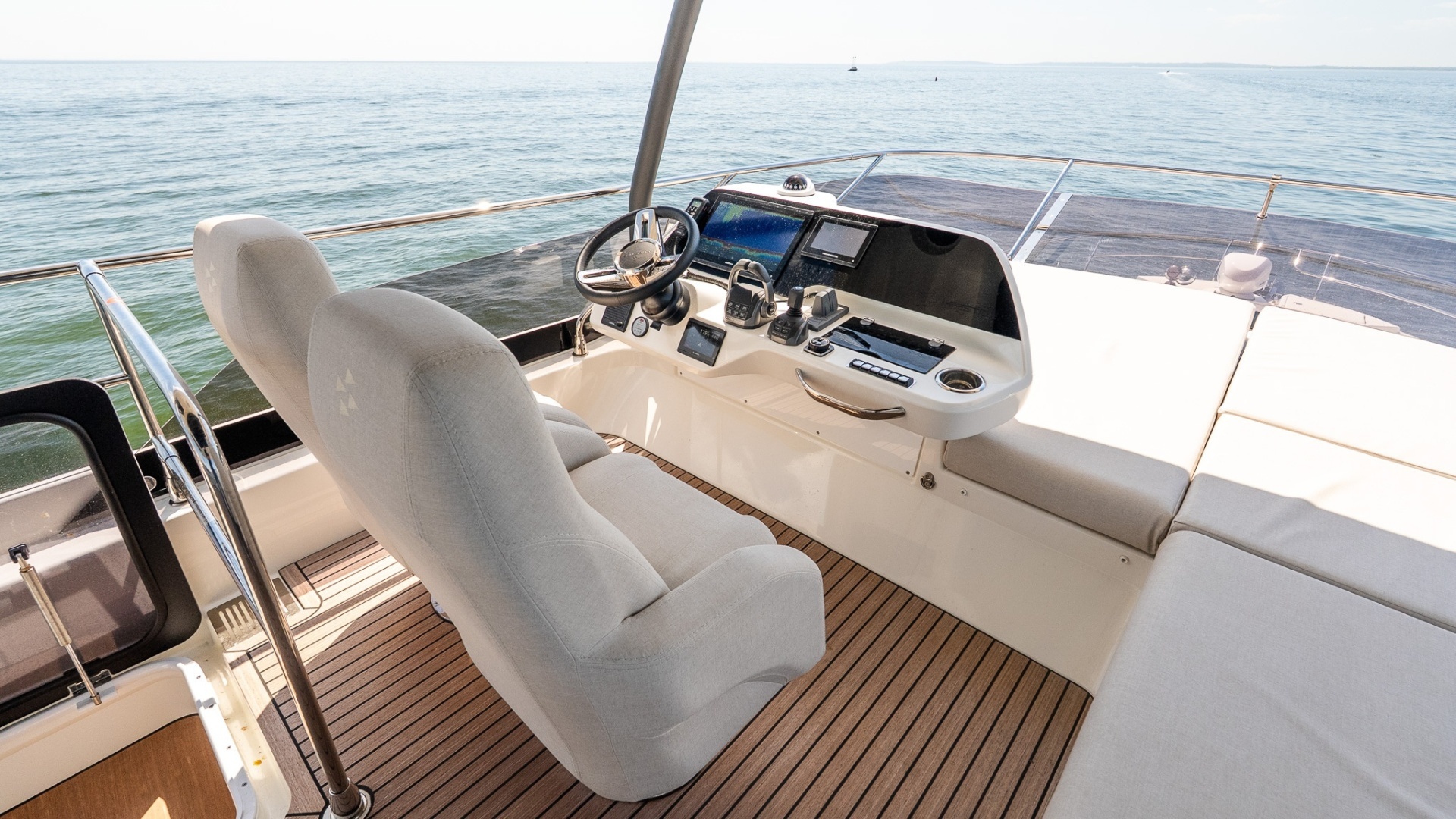 Prestige F5.7-2026-IN STOCK Newport-Rhode Island-United States 6124063