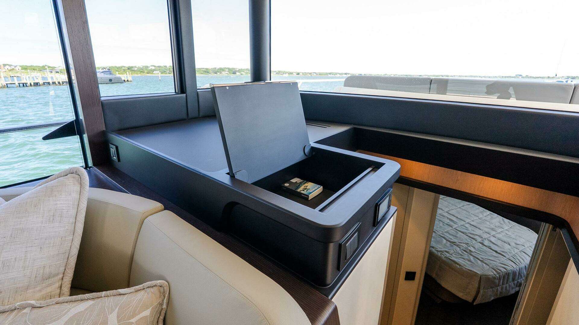 Absolute Navetta 53-2026-IN STOCK AVAILABLE NOW Staten Island-New York-United States 5618817