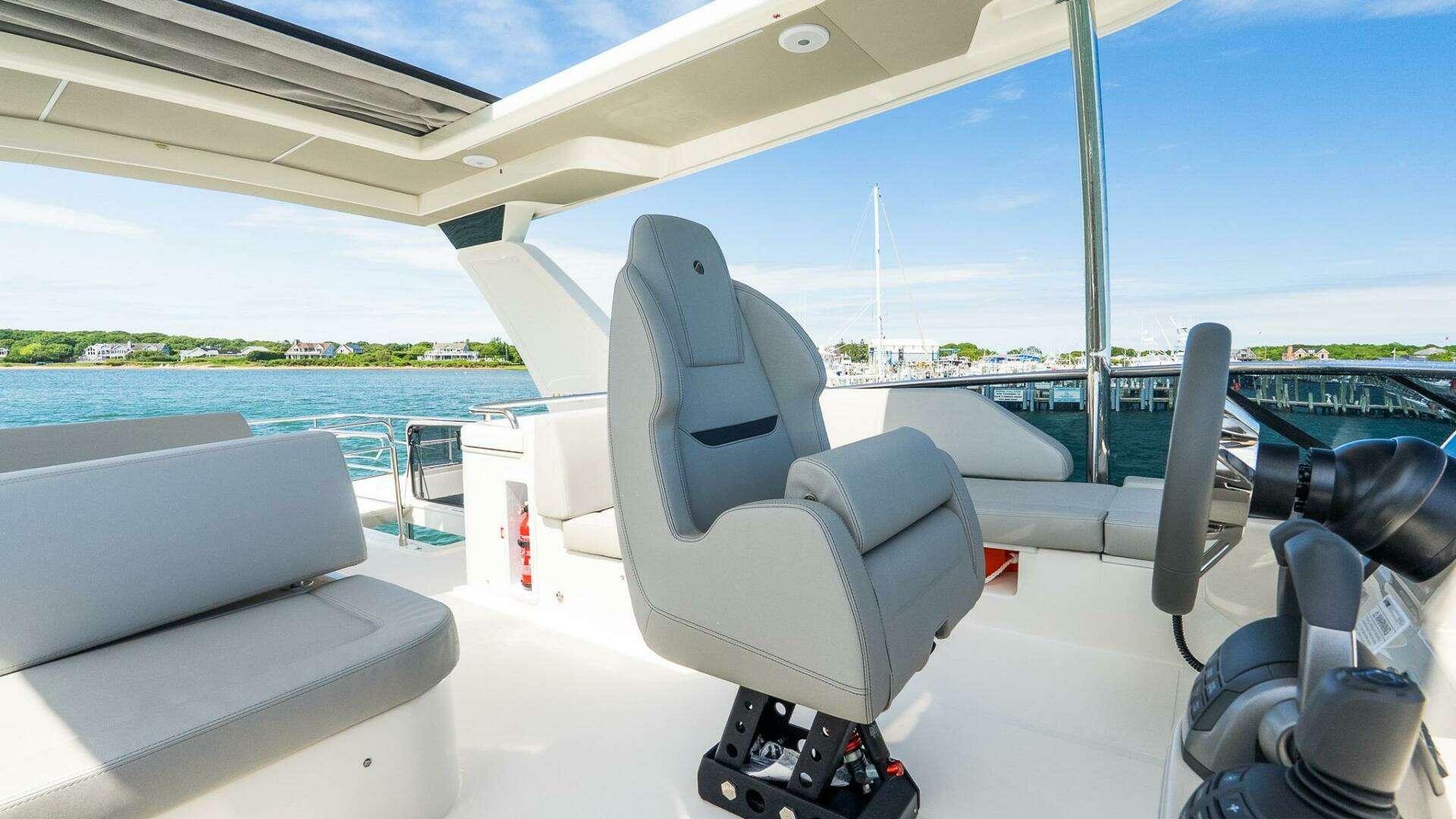 Absolute Navetta 53-2026-IN STOCK AVAILABLE NOW Staten Island-New York-United States 5618791