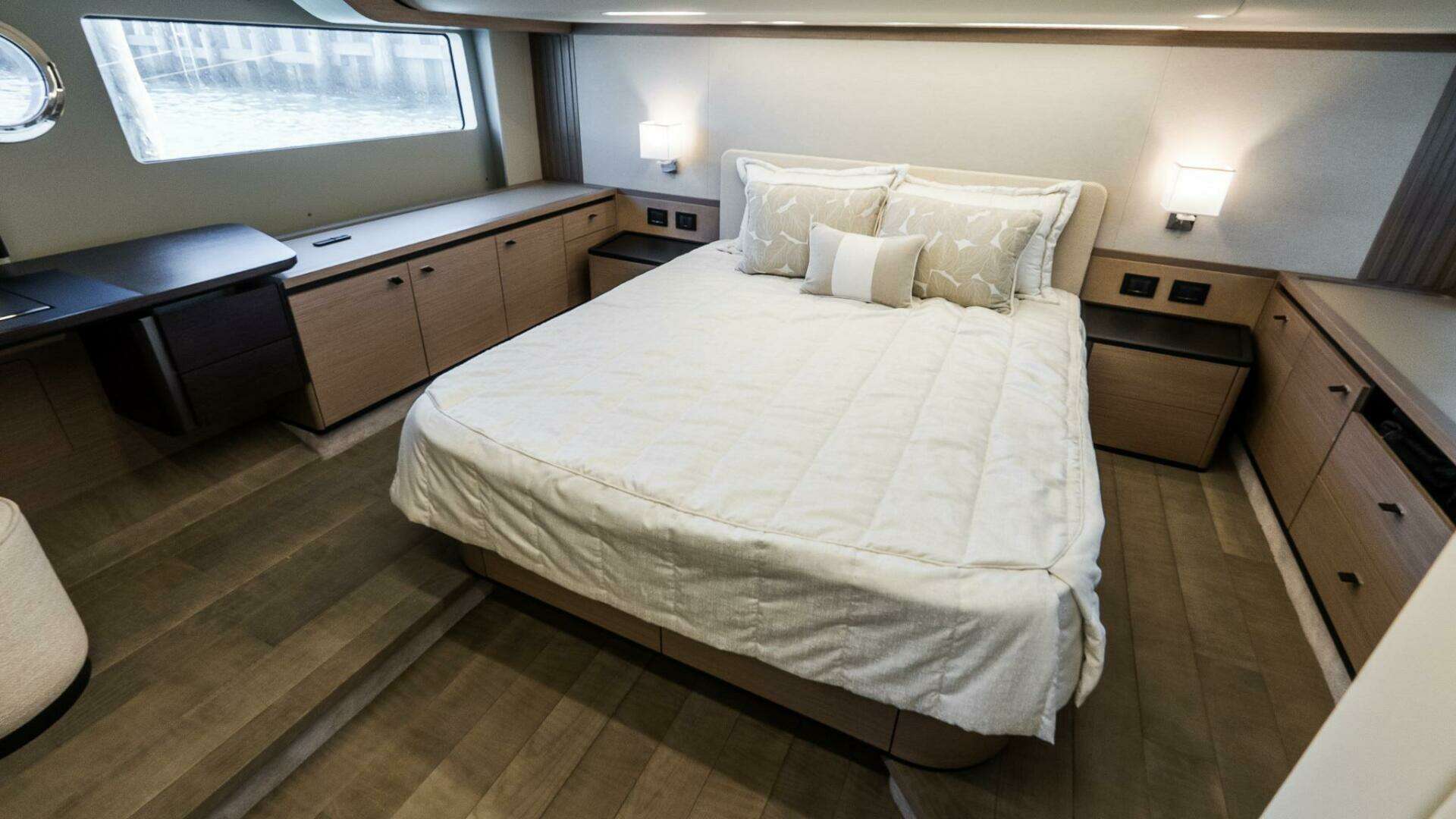 Absolute Navetta 53-2026-IN STOCK AVAILABLE NOW Staten Island-New York-United States 5618829