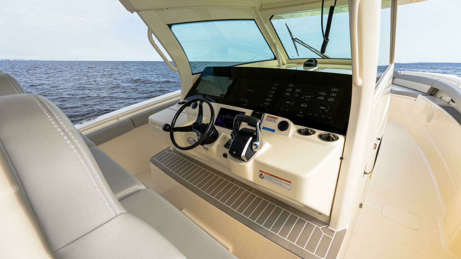 Scout 425 LXF-2025 -Staten Island-New York-United States 5155215