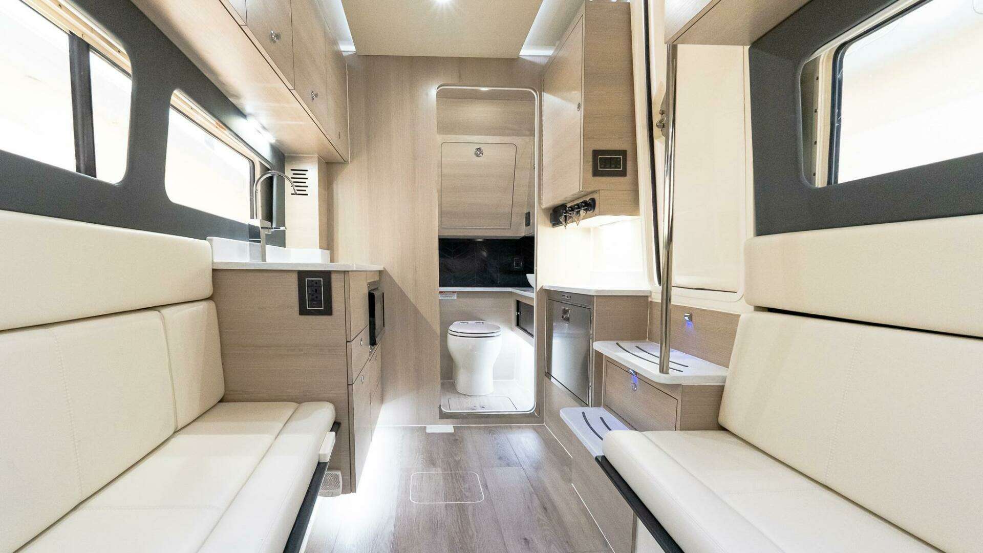 Scout 425 LXF-2025 -Staten Island-New York-United States 5155229