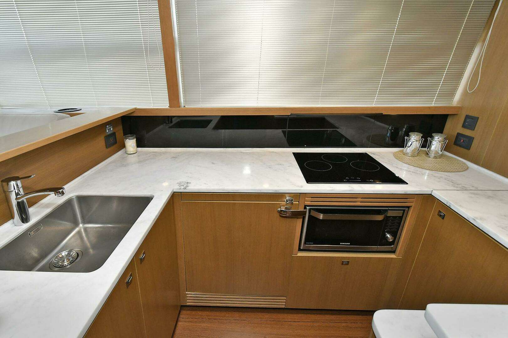 Princess 52 Flybridge-2016-About Time Lindenhurst-New York-United States 5524728