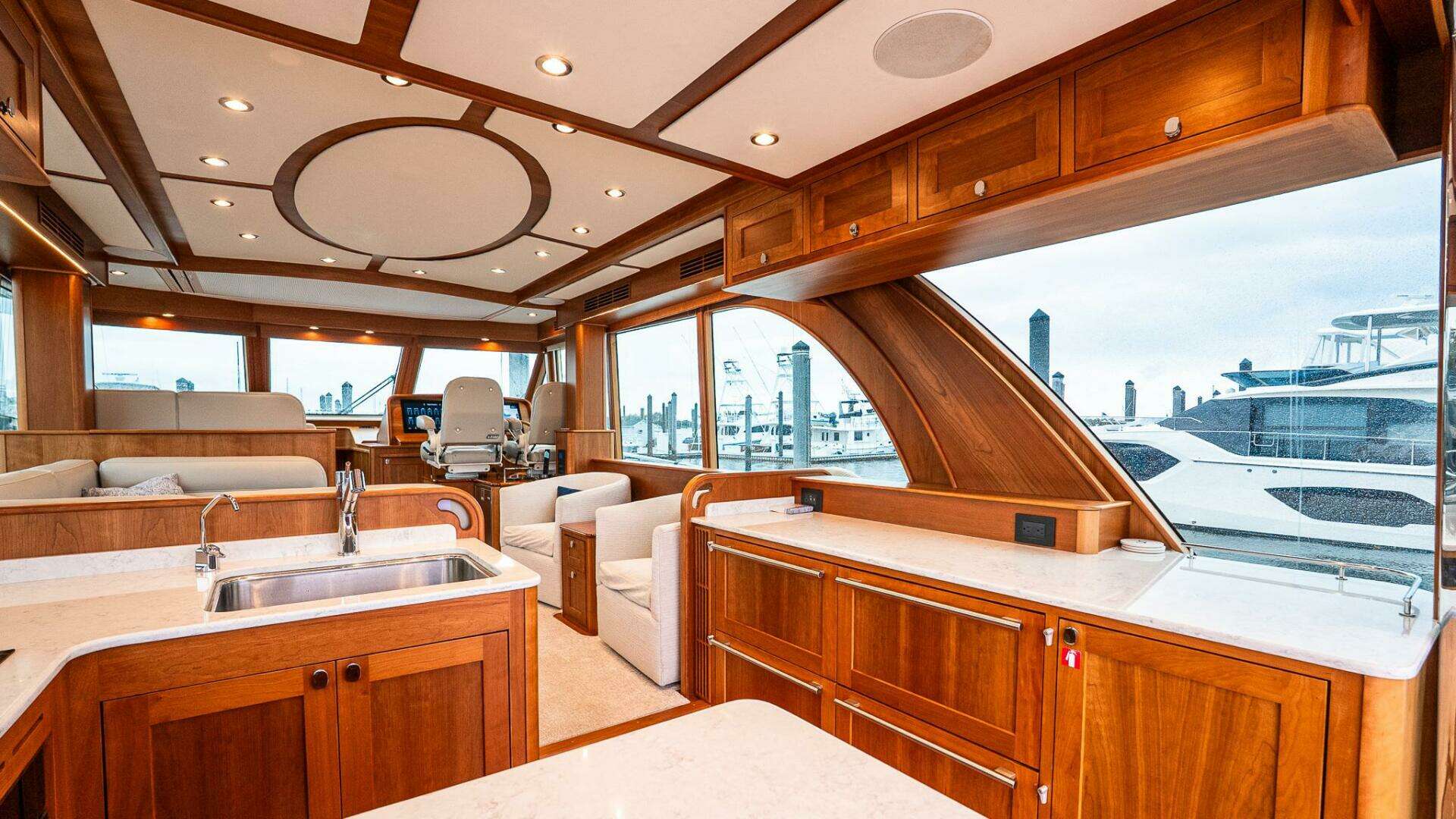 Sabre 58 Salon Express-2024 -Staten Island-New York-United States 5664306