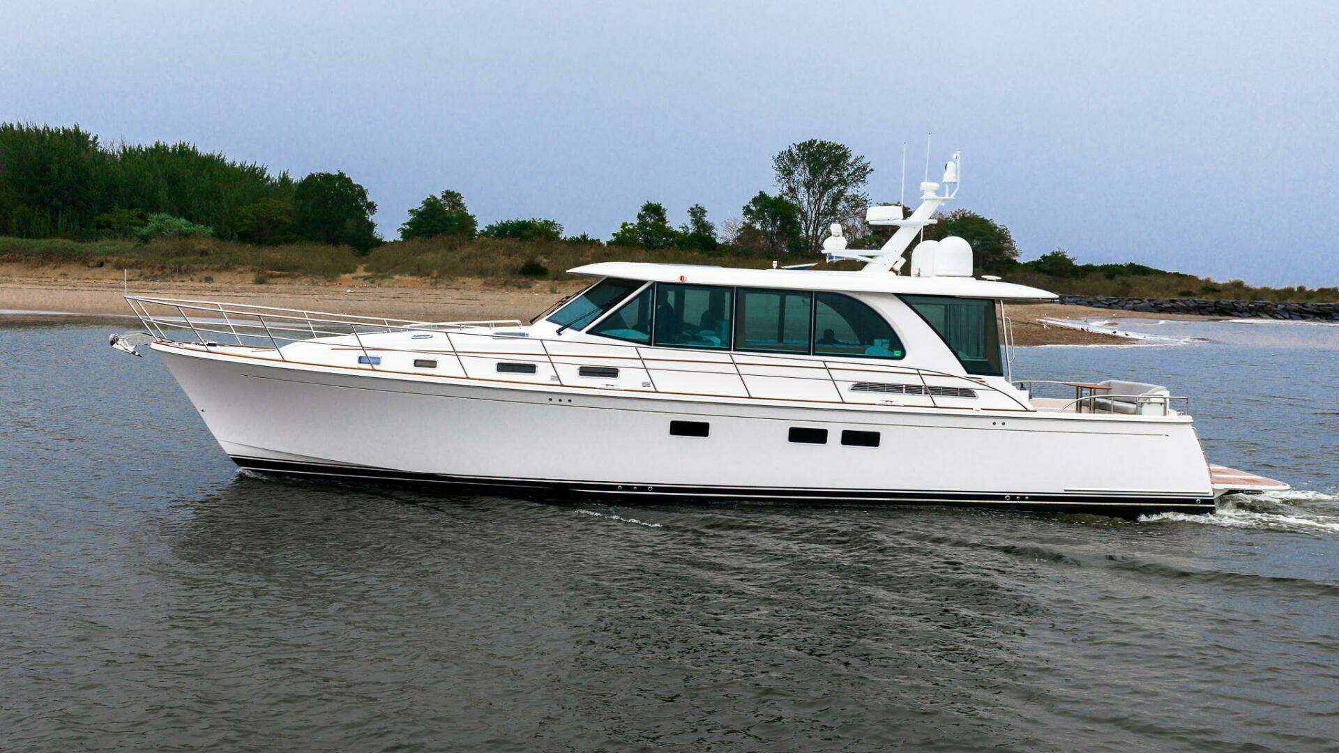 Sabre 58 Salon Express-2024 -Staten Island-New York-United States 5664331