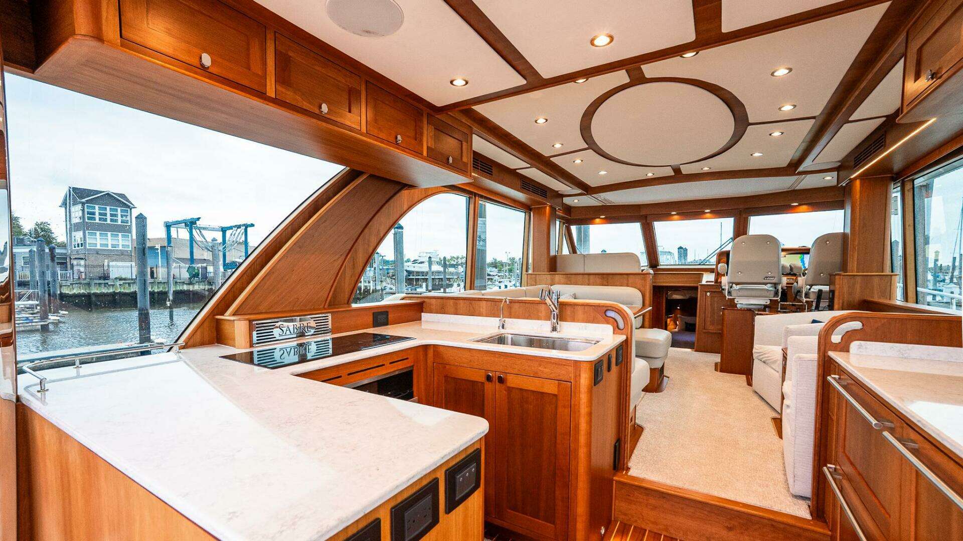 Sabre 58 Salon Express-2024 -Staten Island-New York-United States 5664307