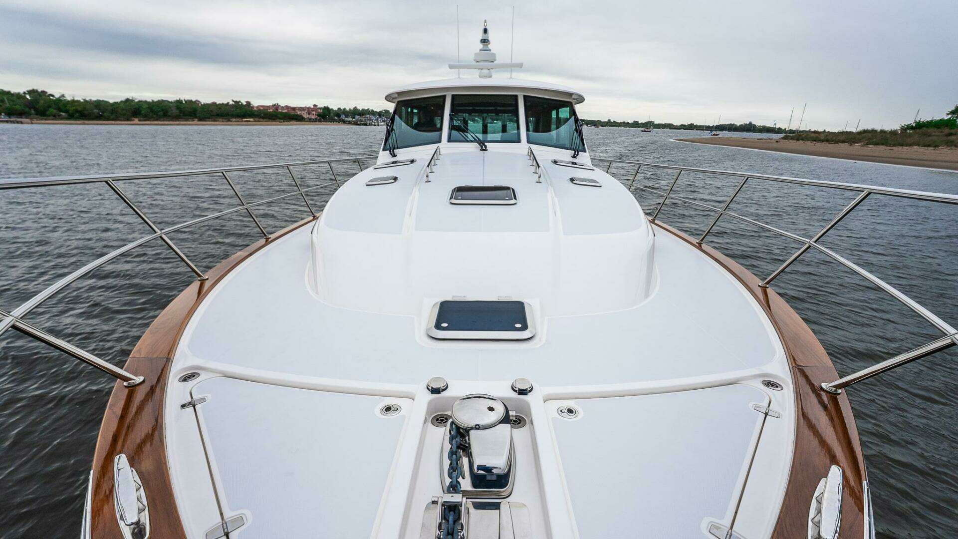 Sabre 58 Salon Express-2024 -Staten Island-New York-United States 5664282