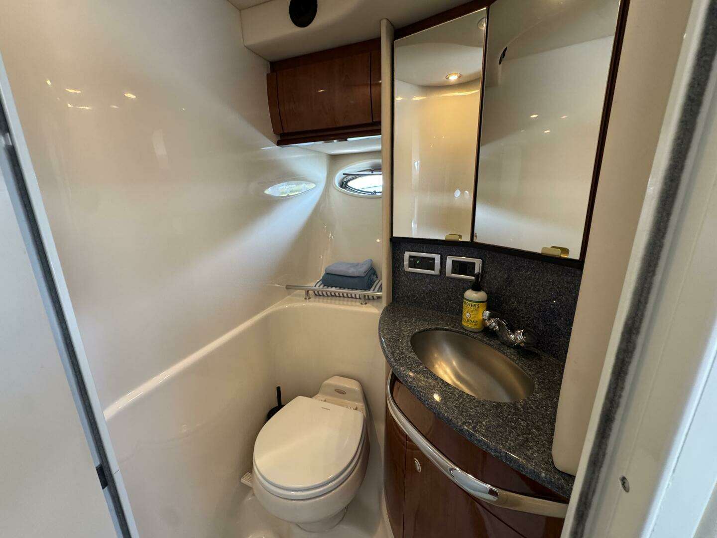 Sea Ray 420 Sundancer-2003-Grand Bleu East Hampton-New York-United States 5598929