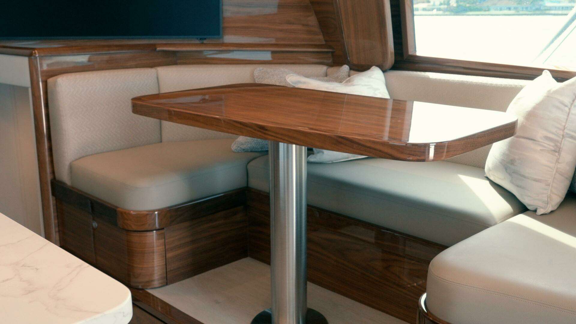 Viking 50C-2027-NEW BUILD New Gretna-New Jersey-United States 5916005