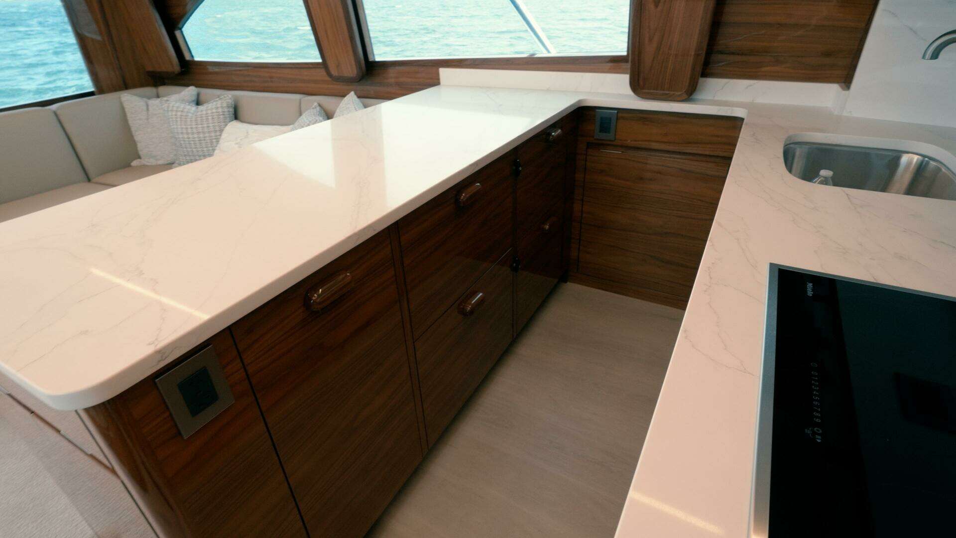 Viking 50C-2027-NEW BUILD New Gretna-New Jersey-United States 5916007