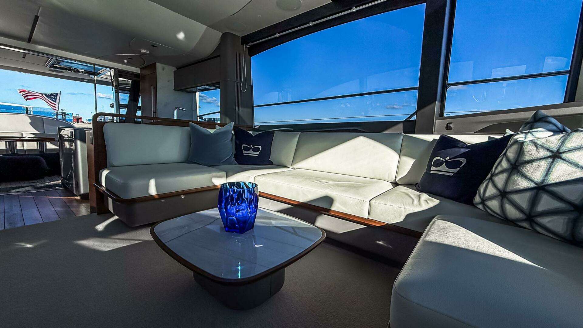 Princess S65 Sportbridge-2026 -Miami-Florida-United States 5928454