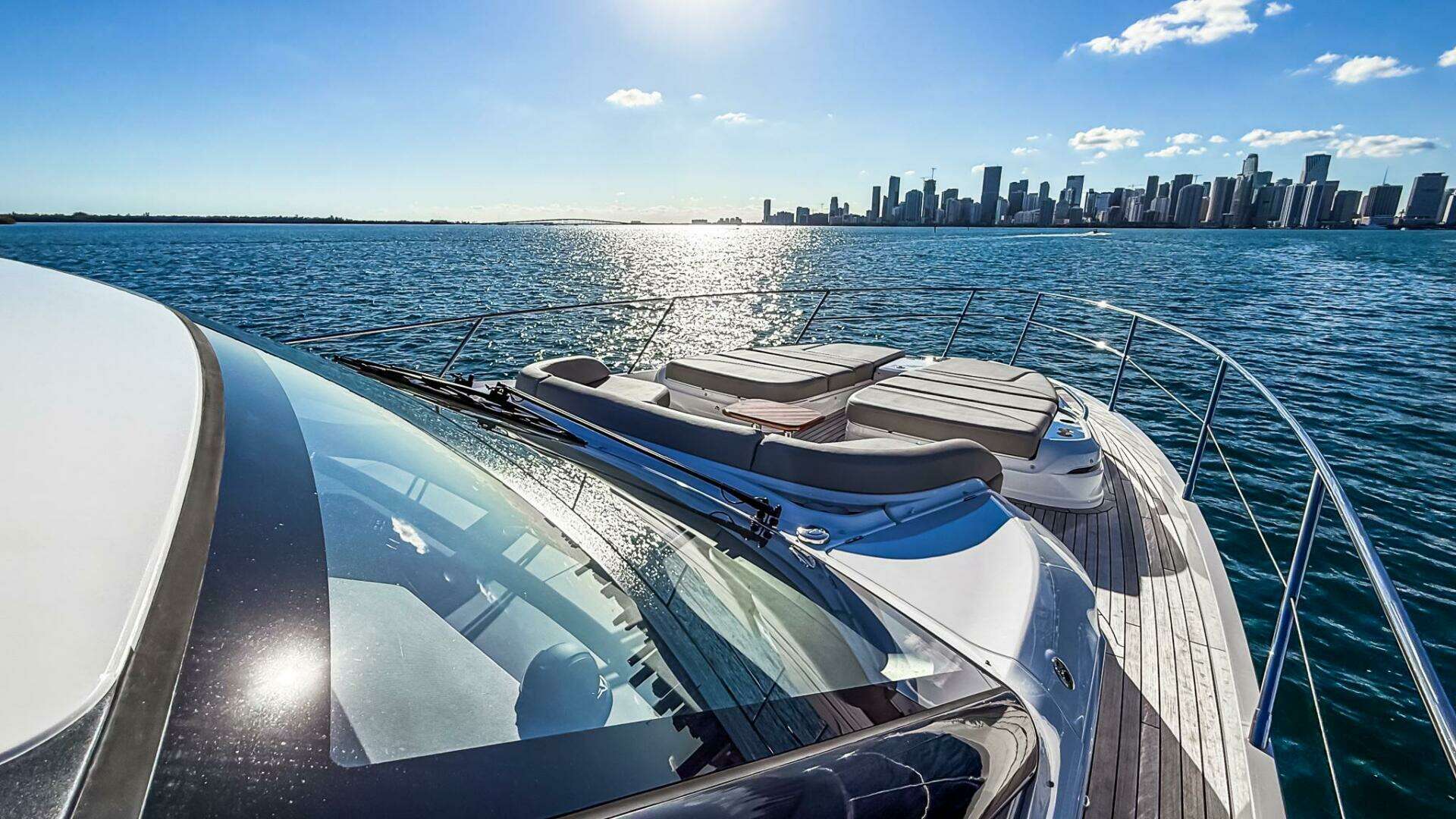 Princess S65 Sportbridge-2026 -Miami-Florida-United States 5928444