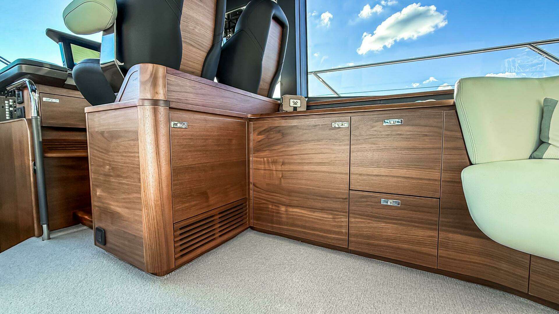 Princess S65 Sportbridge-2026 -Miami-Florida-United States 5928462