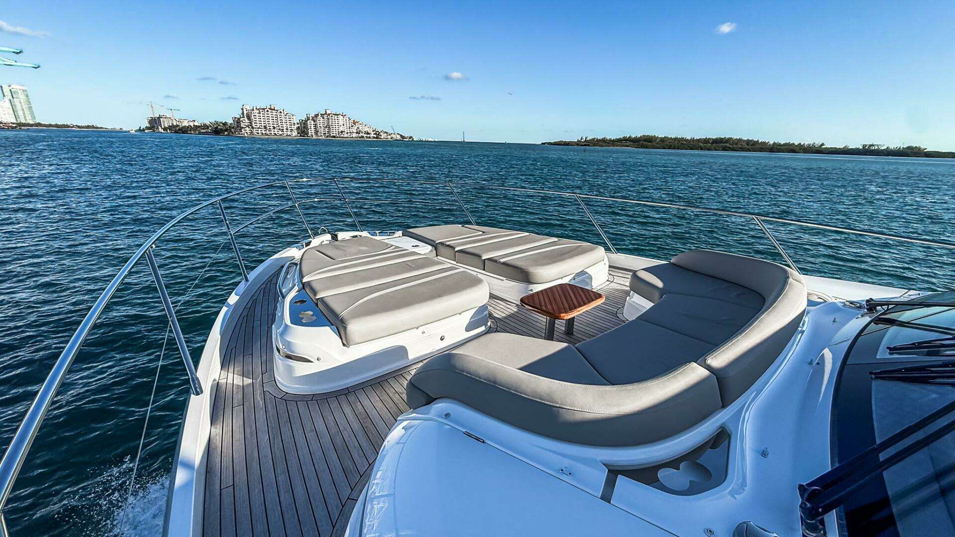 Princess S65 Sportbridge-2026 -Miami-Florida-United States 5928496