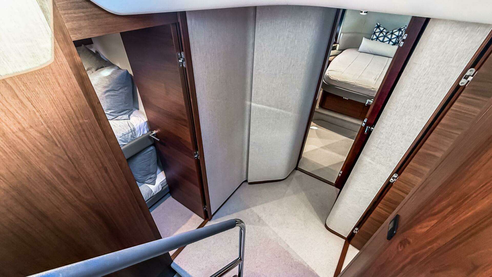 Princess S65 Sportbridge-2026 -Miami-Florida-United States 5928425