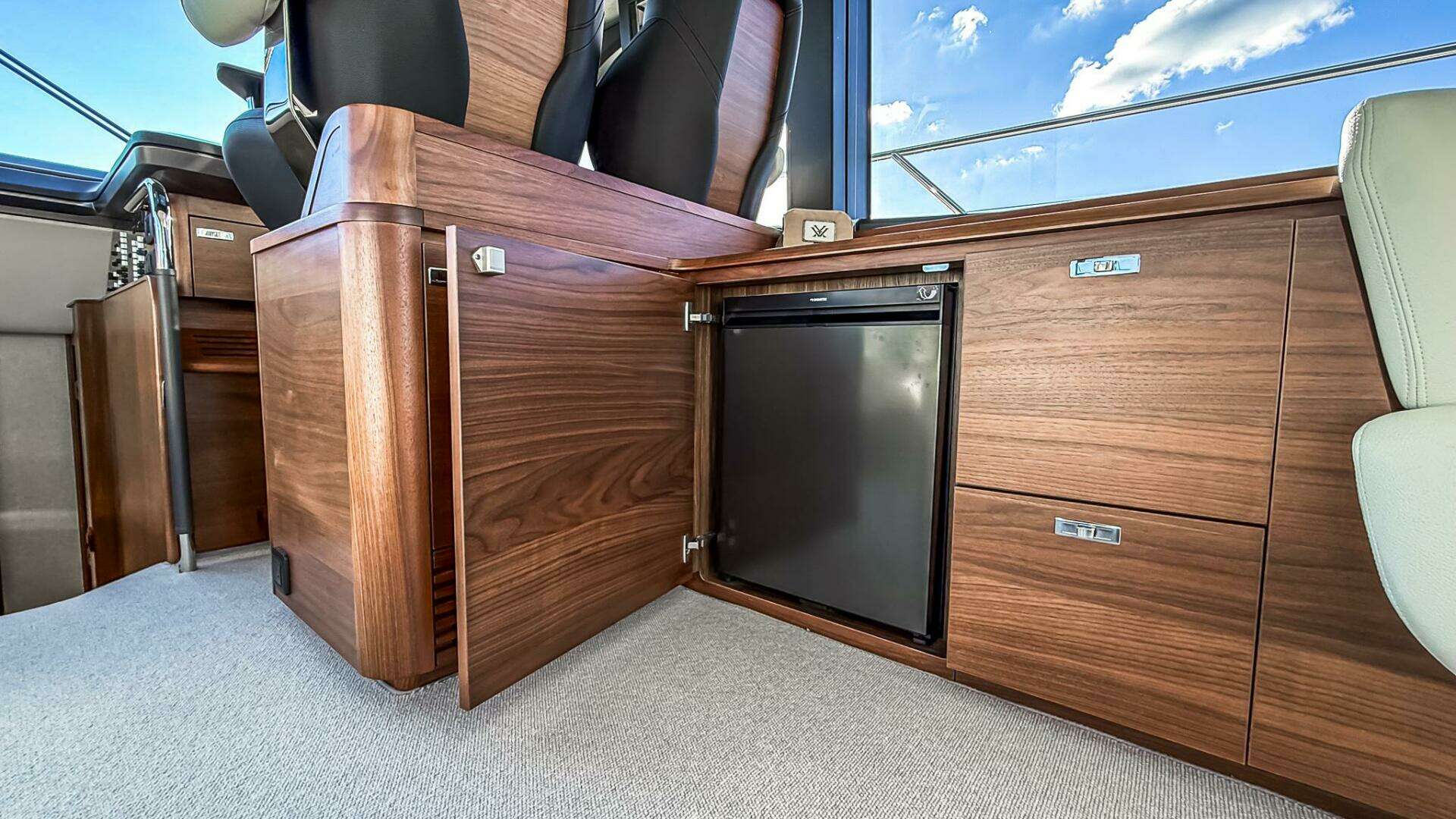 Princess S65 Sportbridge-2026 -Miami-Florida-United States 5928463