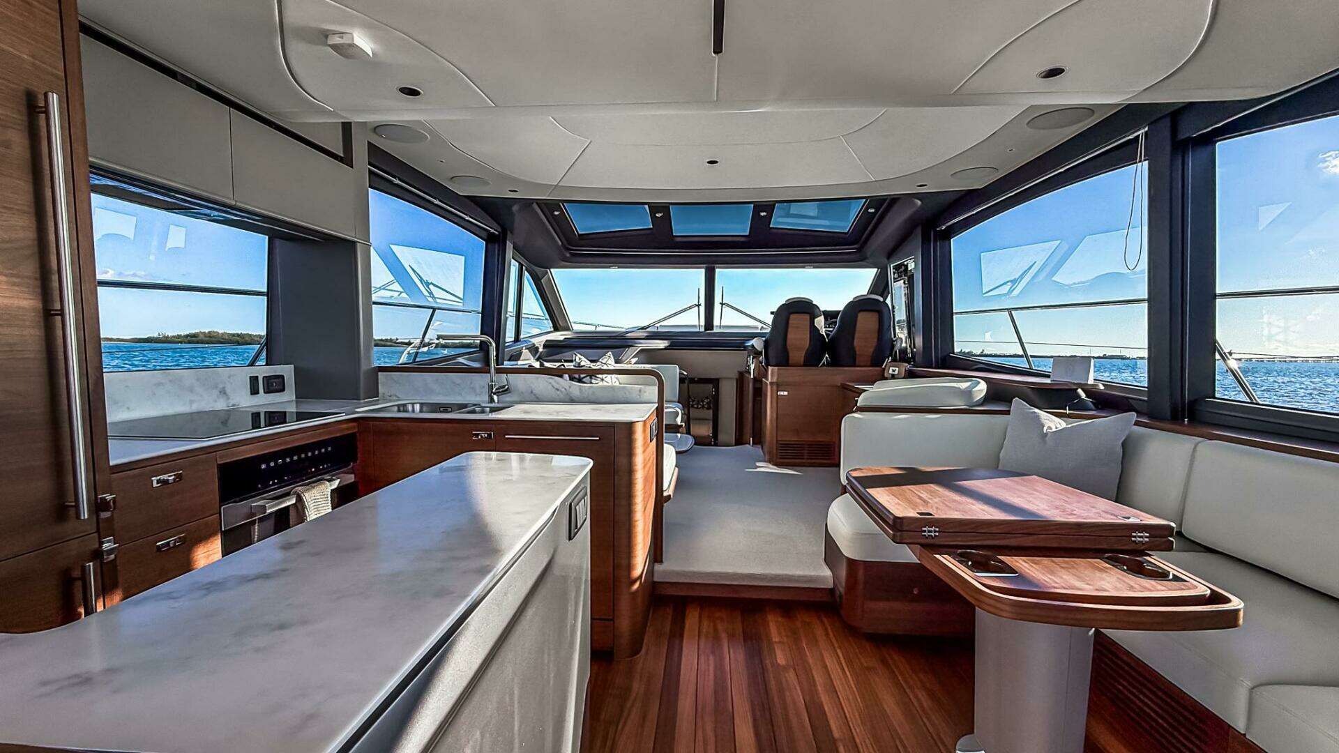 Princess S65 Sportbridge-2026 -Miami-Florida-United States 5928459