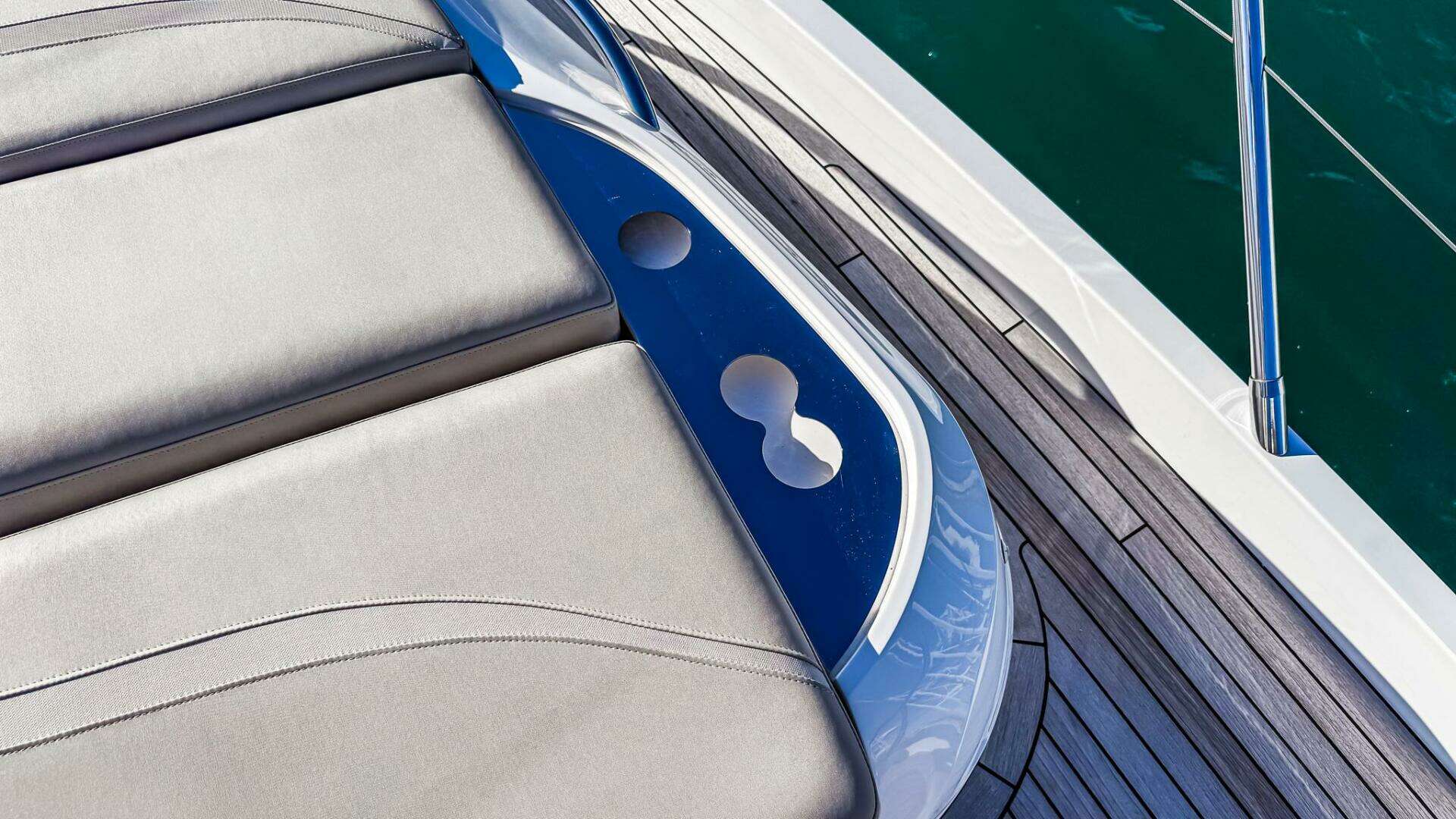 Princess S65 Sportbridge-2026 -Miami-Florida-United States 5928447